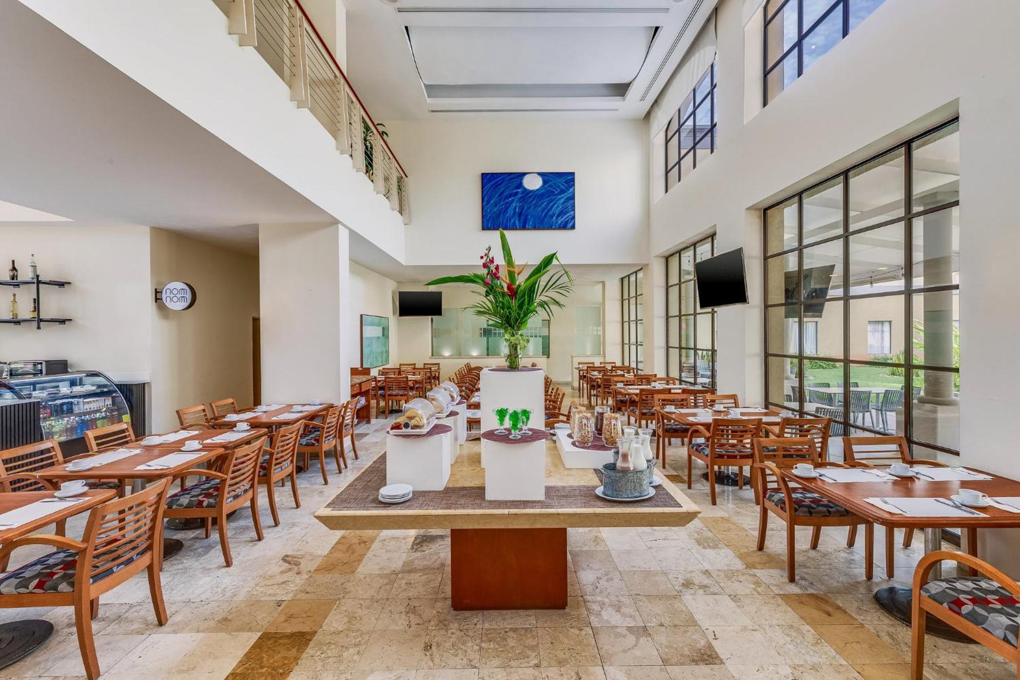 Fiesta Inn Colima Exterior photo