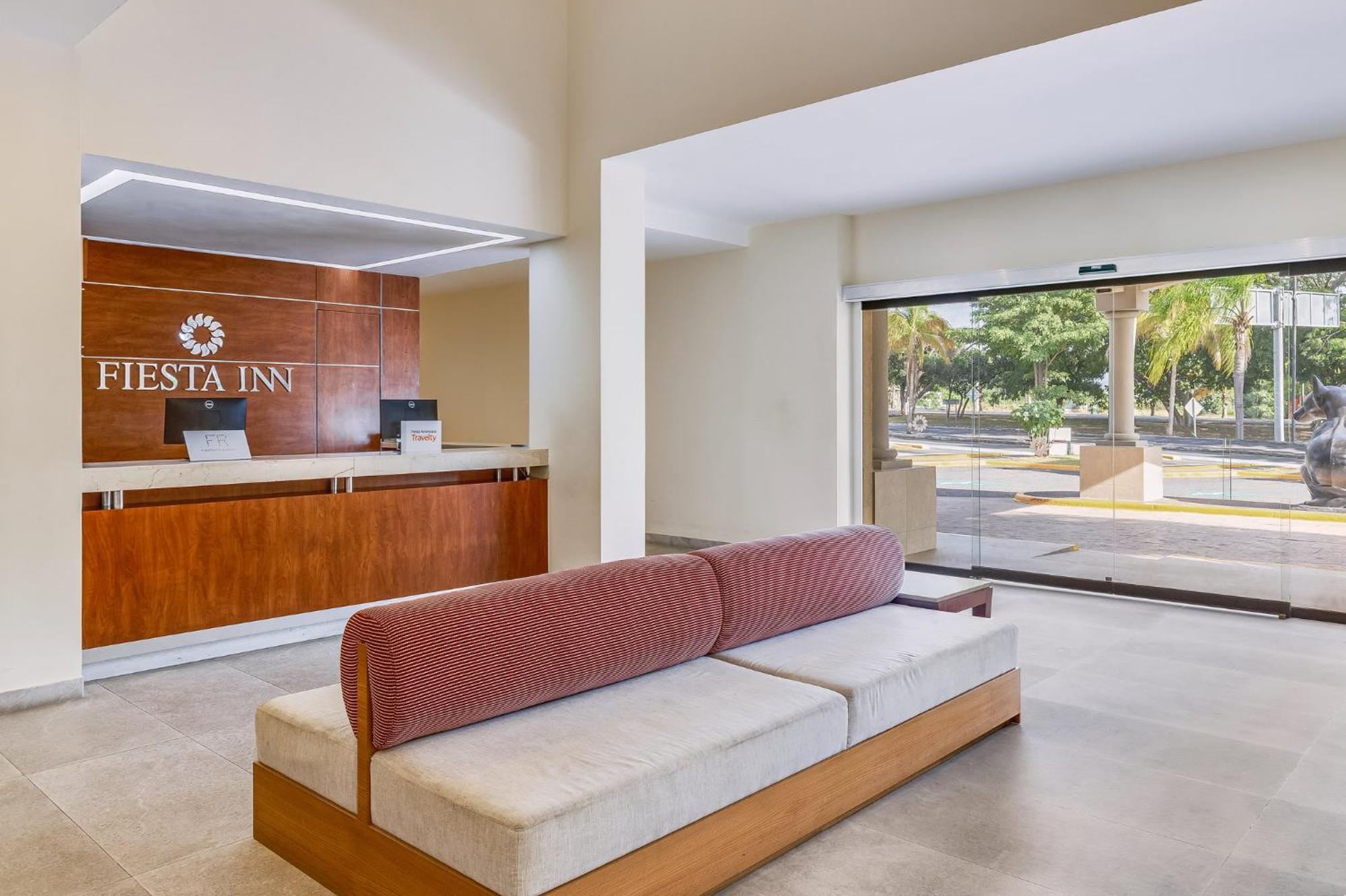 Fiesta Inn Colima Exterior photo